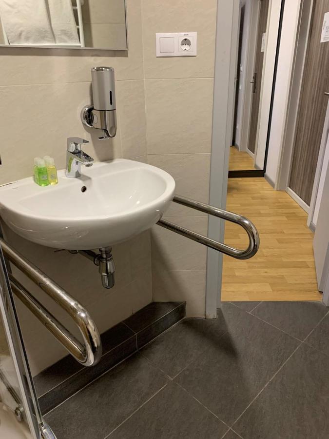 Favor Sport Hotel Kiev Dış mekan fotoğraf