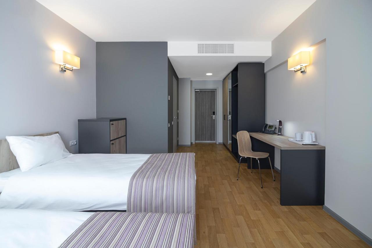 Favor Sport Hotel Kiev Dış mekan fotoğraf
